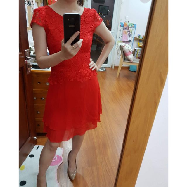Đầm đi tiệc