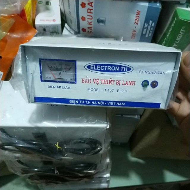 [Mã ELHA22 giảm 5% đơn 300K] Ổn áp bảo vệ tủ lạnh ELECTRON TH