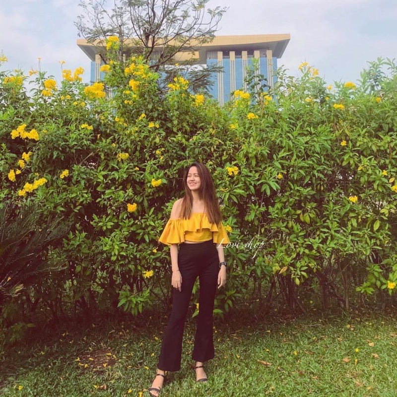 LOVI SHOP - Quần ống loe nữ khoá kéo hông thiết kế cao cấp hack chân tôn dáng 2 màu đen trắng chất vải Thun Mỹ Lovi