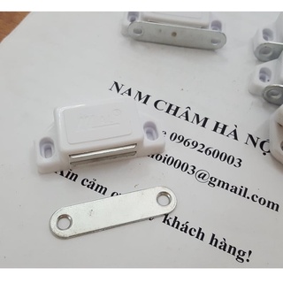 Nam châm bắt cửa- Hít cửa tủ