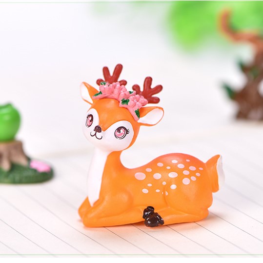 Tiểu cảnh chú hươu sao - Phụ kiện trang trí sen đá, xương rồng terrarium, cây cảnh để bàn, phòng làm việc