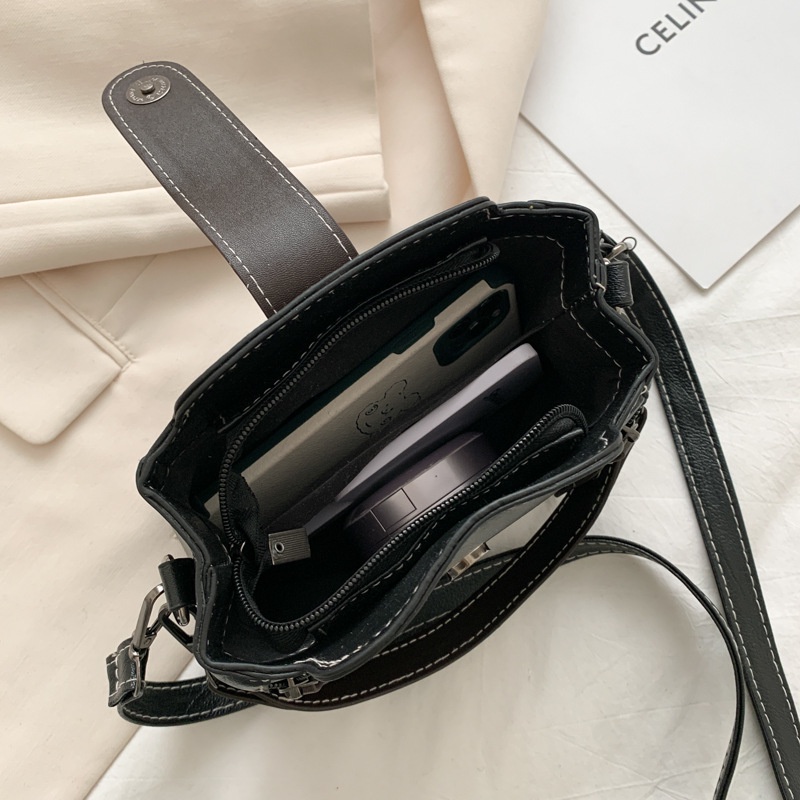 Túi Đeo Chéo Khóa Kéo Nam Châm Phong Cách retro Đường Phố