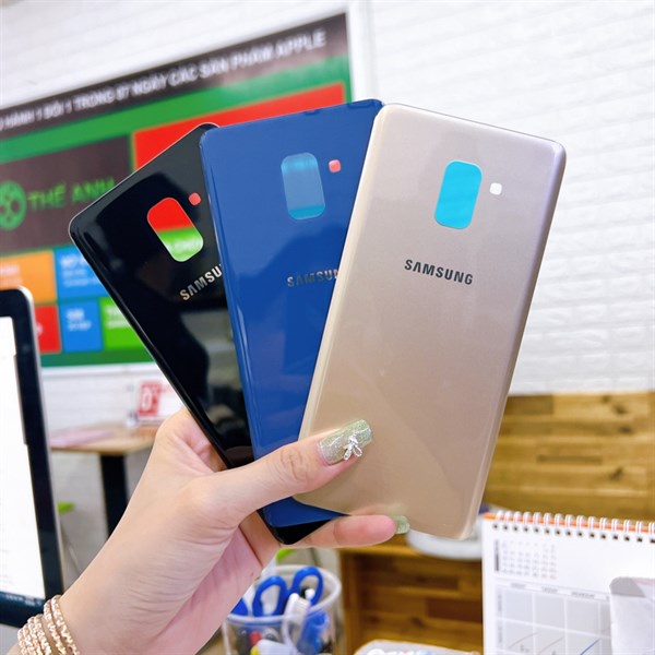 Nắp Lưng Samsung A8 Plus / A730 chính hãng , bảo hành lỗi
