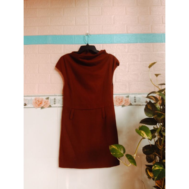 Đầm dạ màu đỏ đô cổ đổ siêu đẹp hàng secondhand Size S M