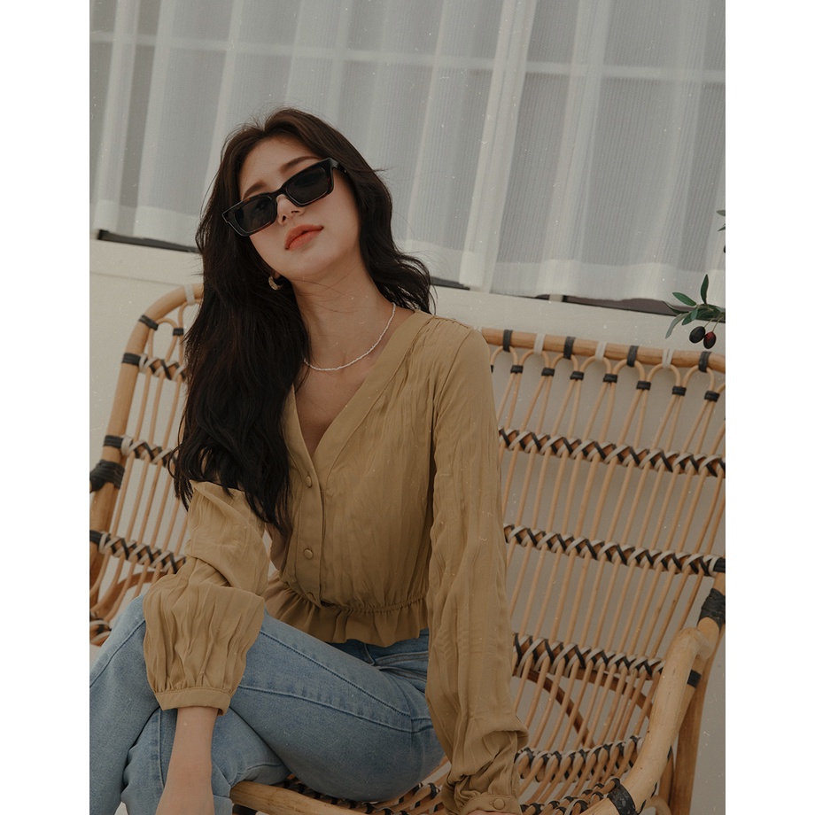 Áo croptop cổ V tay dài ôm eo nữ Air Space 2131821026
