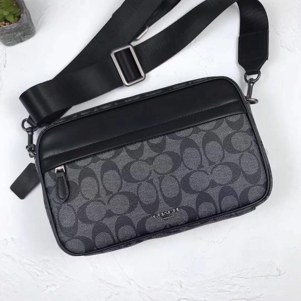 Túi đeo chéo Coach for men