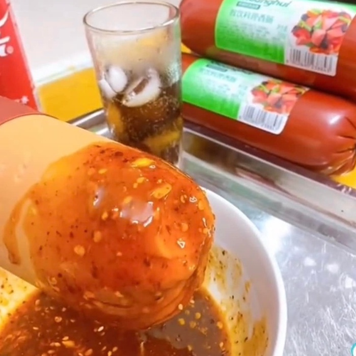 Xúc Xích Khổng Lồ Siêu To Trung Quốc Ăn Liền Gần 1kg Đồ Ăn Vặt