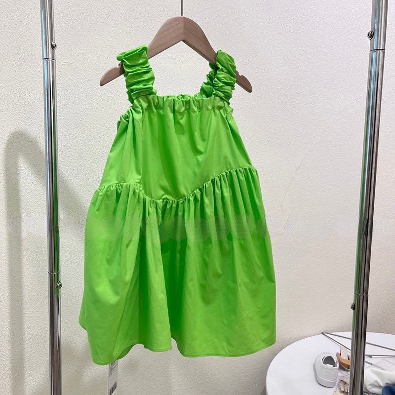 Váy hai dây cổ vuông màu xanh hót trend phong cách Hàn Quốc cho bé gái