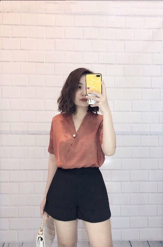 Áo Lụa Cổ Vạt