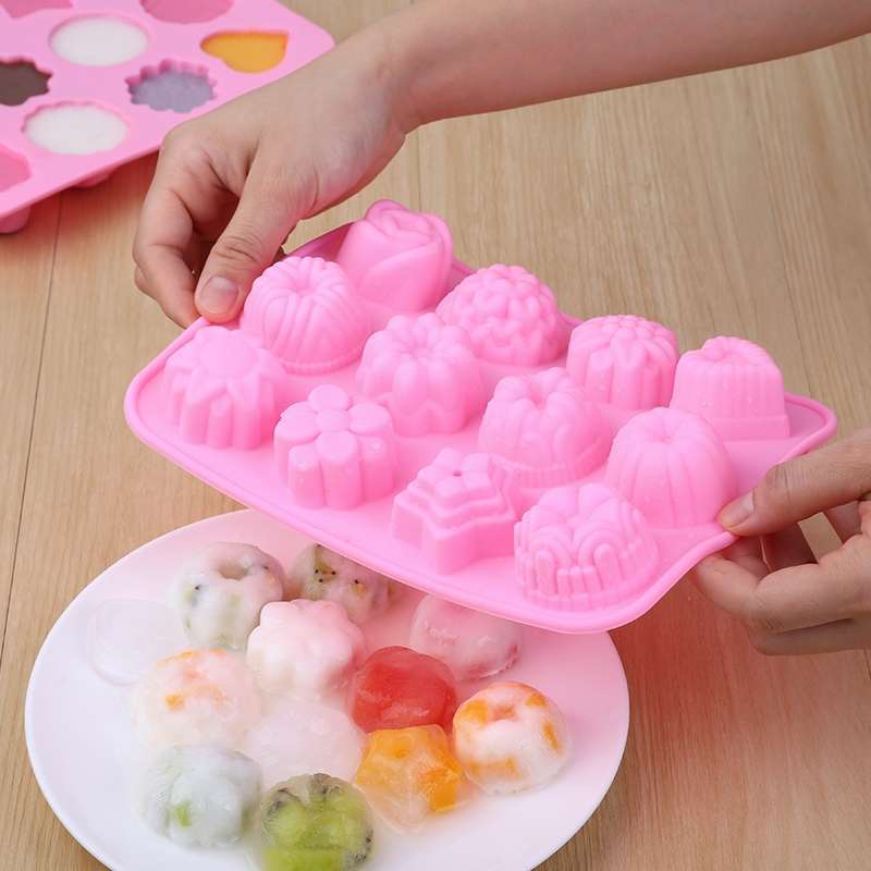 1 Khuôn Silicone 12 Ngăn Làm Bánh Không Dính Tạo Hình Bông Hoa Xinh Xắn