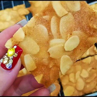 Bánh ngói hạnh nhân keto đặc biệt 500g + 1kg