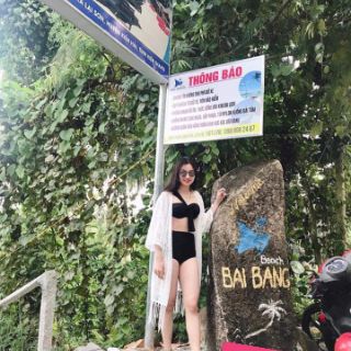 Áo choàng lưới đi biển Bella