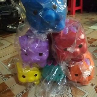 Heo đất nhiều màu.