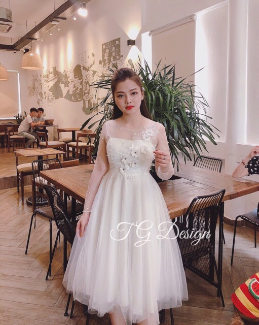 Váy đính hoa đá