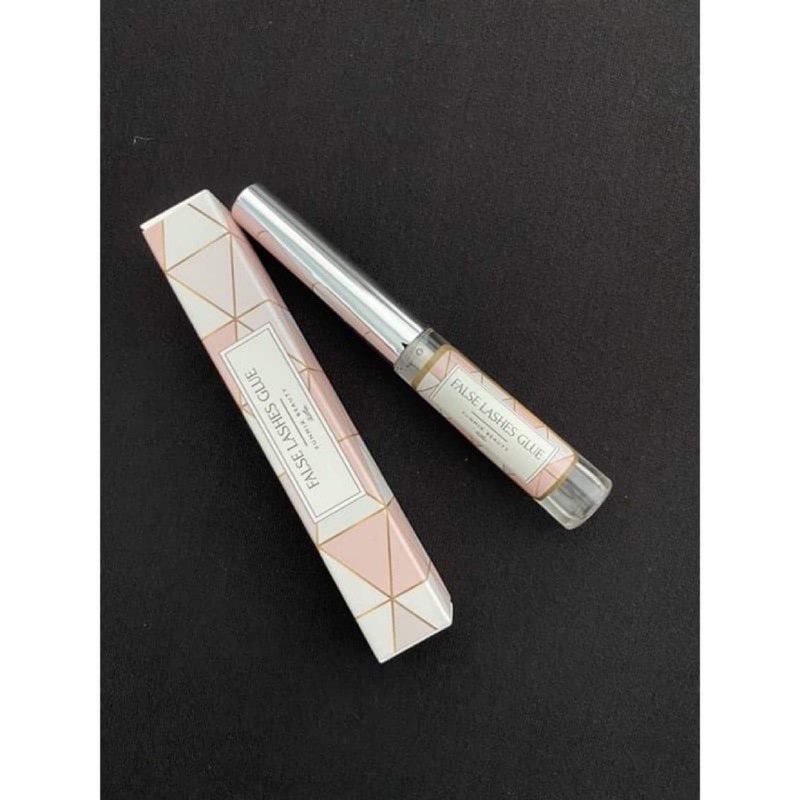 Gel bắt trục, gel bắt mi ( khi uốn mi ), sử dụng như keo gắn lông mi make up cũng tuyệt vời