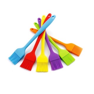Chổi silicon cán đúc