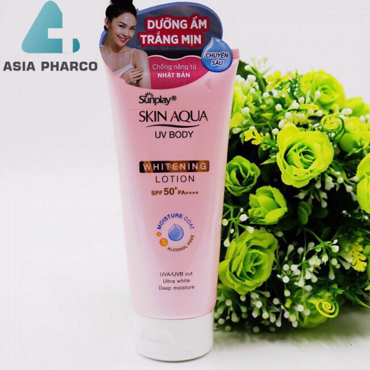 Kem chống nắng dưỡng thể mát lạnh Sunplay Skin Aqua UV Body Cooling Lotion SPF 50+ PA++++ (150g)