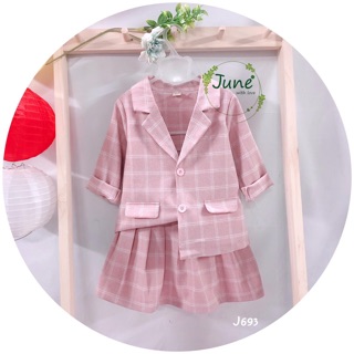 Set vest hàng quốc cho bé gái