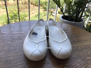 Giày nữ CROCS