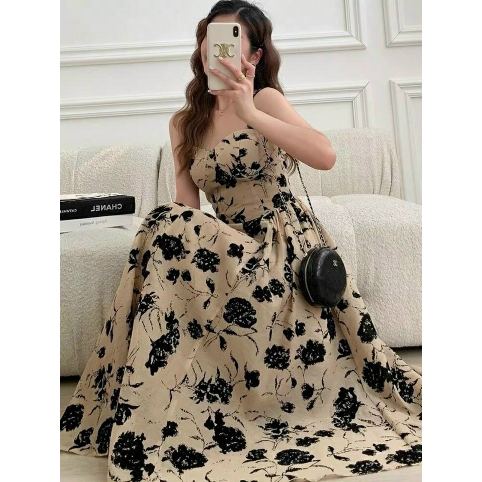 Đầm xòe cúp ngực hai dây có mút kèm vòng cổ