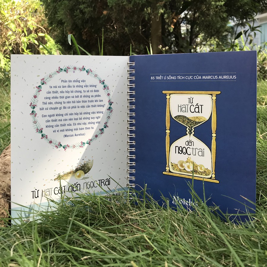 Notebook: Từ hạt cát đến ngọc trai - 85 Triết lí sống tích cực của Marcus Aurelius