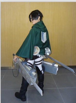 Áo choàng hóa trang nhân vật anime Levi Rivaille Rival Ackerman trong Attack on Titan