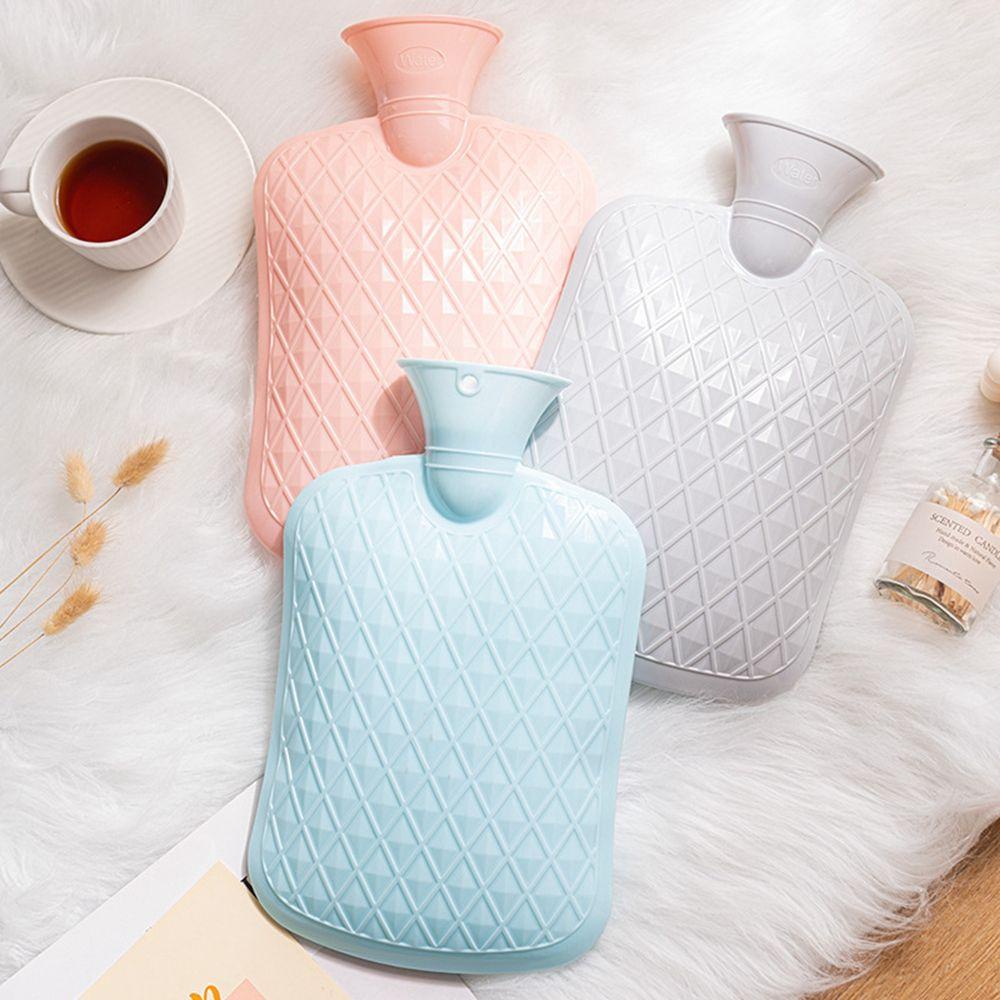 1 Bình Đựng Nước Nóng Giữ Ấm Bụng / Tay / Chân Bằng PVC Mật Độ Cao