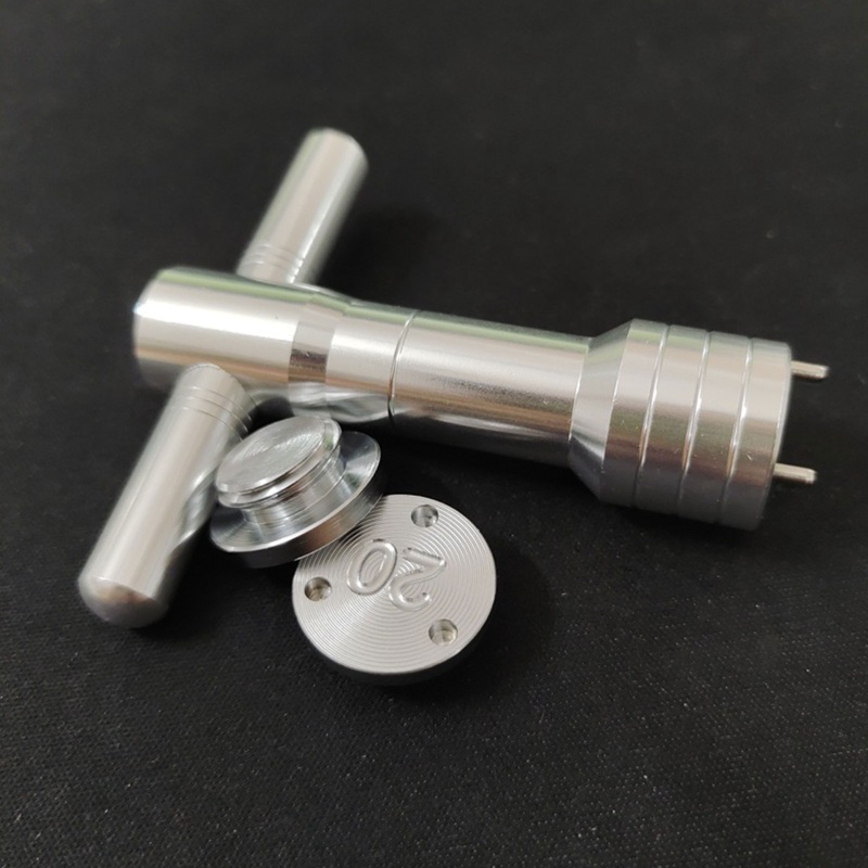 Tạ Mini 20g Kèm Cờ Lê Bằng Thép Dùng Để Luyện Tập Đánh Golf