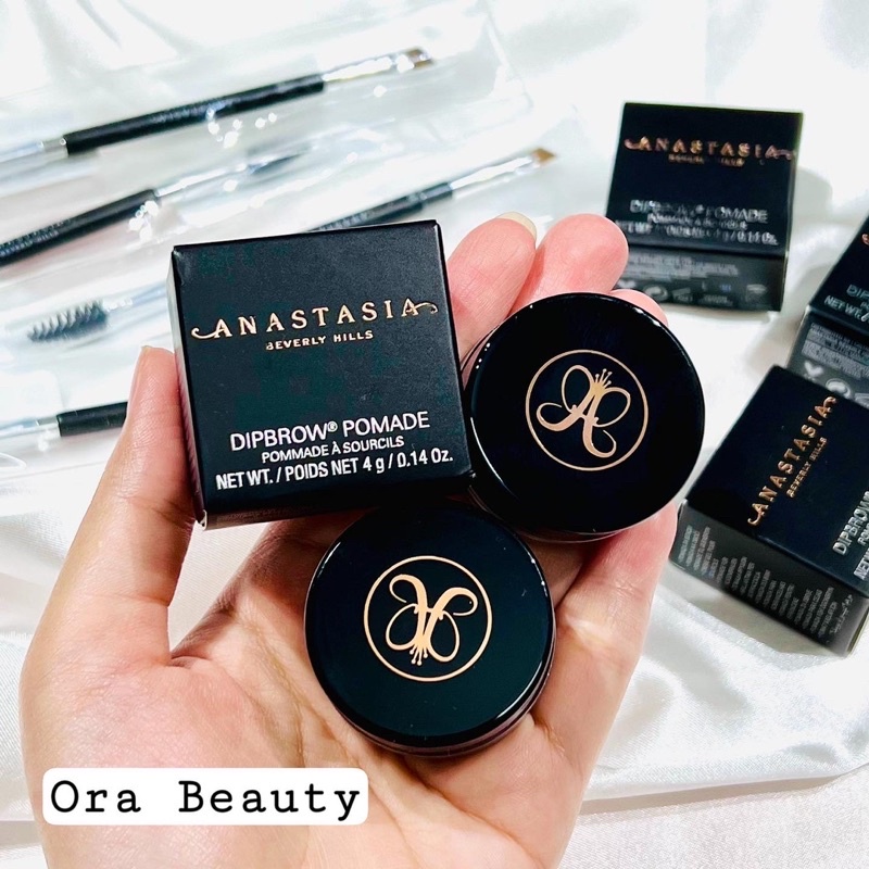 Gel vẽ chân mày Anastasia Beverly Hills DIPBROW® Waterproof, Smudge Proof Brow Pomade