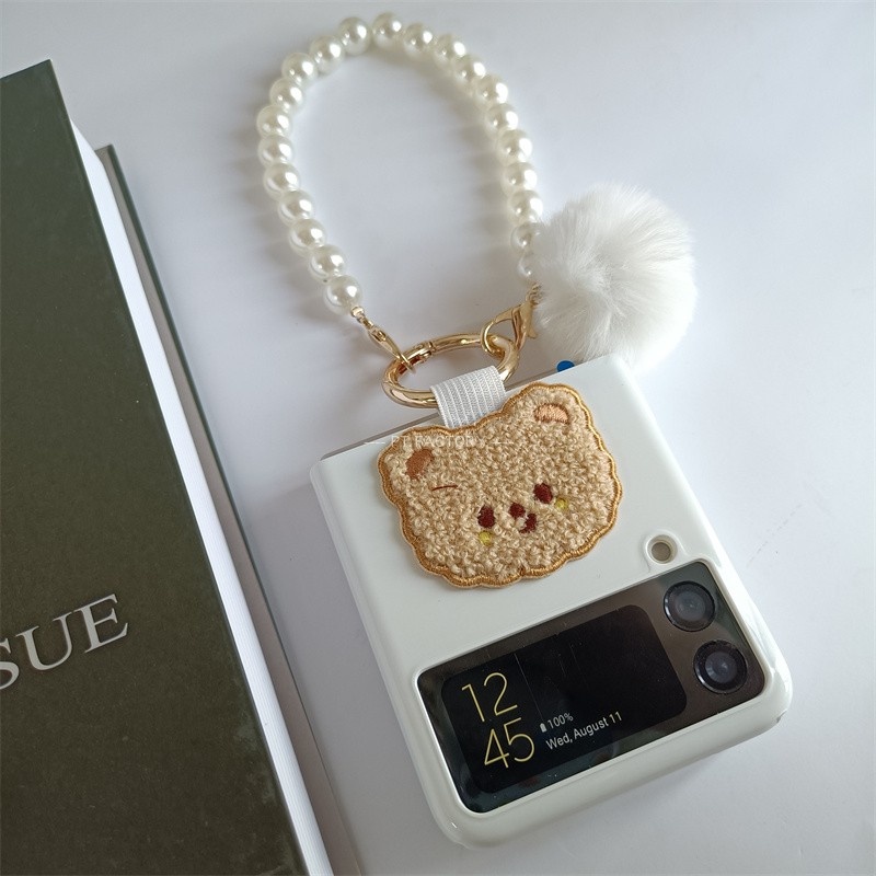 [HÀNGSẴN] Ốp lưng Z Flip 3 / Z Flip 4 Trắng gấu vải có ring đeo tay kèm dây móc cục bông cực cute tặng decal dán