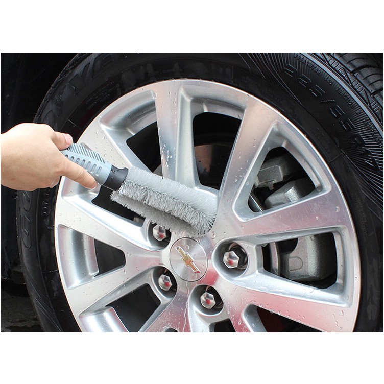 Bàn Chải Vệ Sinh Bánh Xe Ô Tô Tiện Lợi