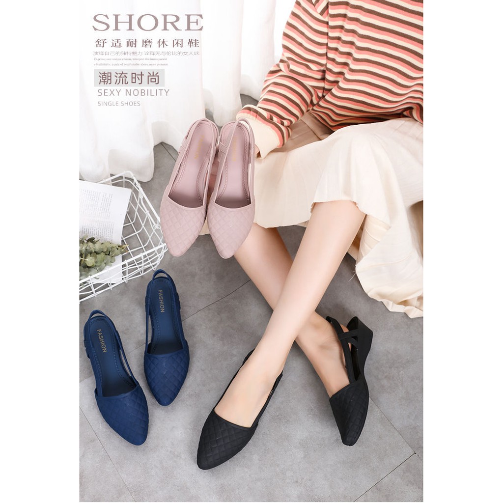 Giầy nhựa thoáng chân GN18 chịu nước