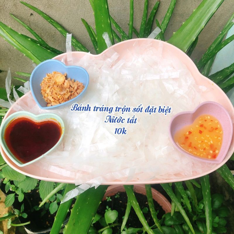 Bánh tráng trộn mix muối và sốt siu ngon