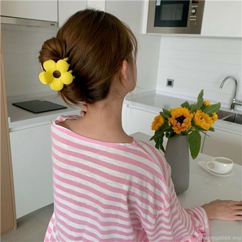 Kẹp Tóc Càng Cua Bằng Nhựa Acrylic Hình Bông Hoa Màu Sắc Ngọt Ngào Xinh Xắn
