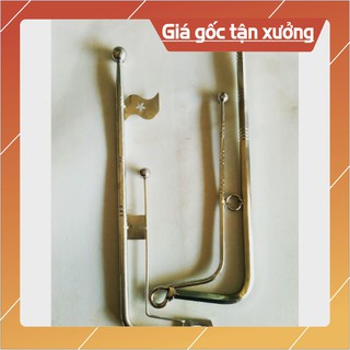 Cột cờ inox gắn trục xe máy