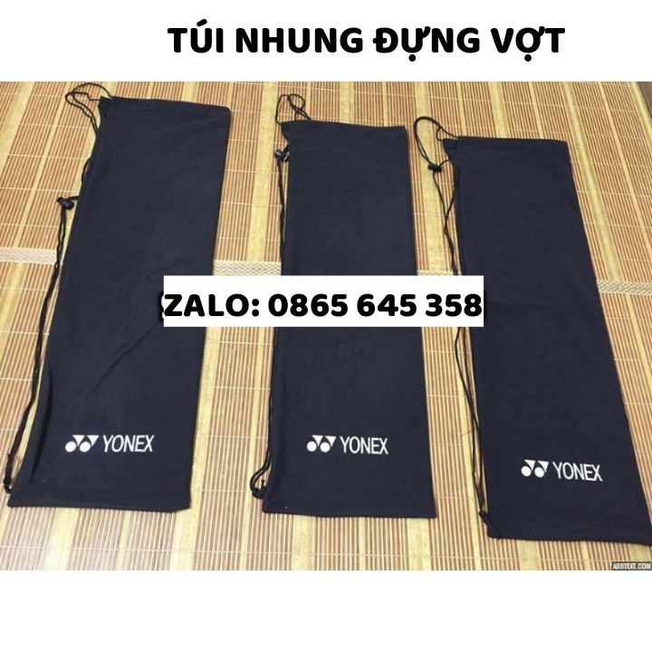 Túi nhung dây rút đựng vợt cầu lông Yonex màu đen