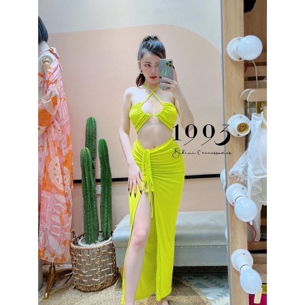 Set bikini 3 mảnh màu cam đi biển