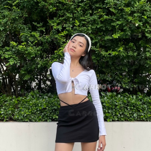 Set áo croptop nữ cột nơ tay dài hở lưng sexy, chân váy basic ôm tôn dáng thiết kế đi chơi đi chụp ảnh Carrotxinhdep