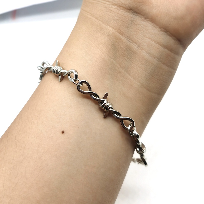 Vòng Cổ Choker Dây Sắt Gai Nhỏ Phong Cách Punk Gothic Punk Cá Tính Dành Cho Nam Nữ
