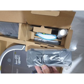 ROBOT HÚT BỤI ECOVACS DEBOOT DN55