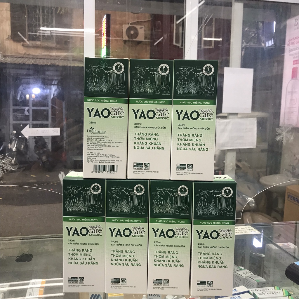 Nước súc miệng Yaocare Medic 250ml