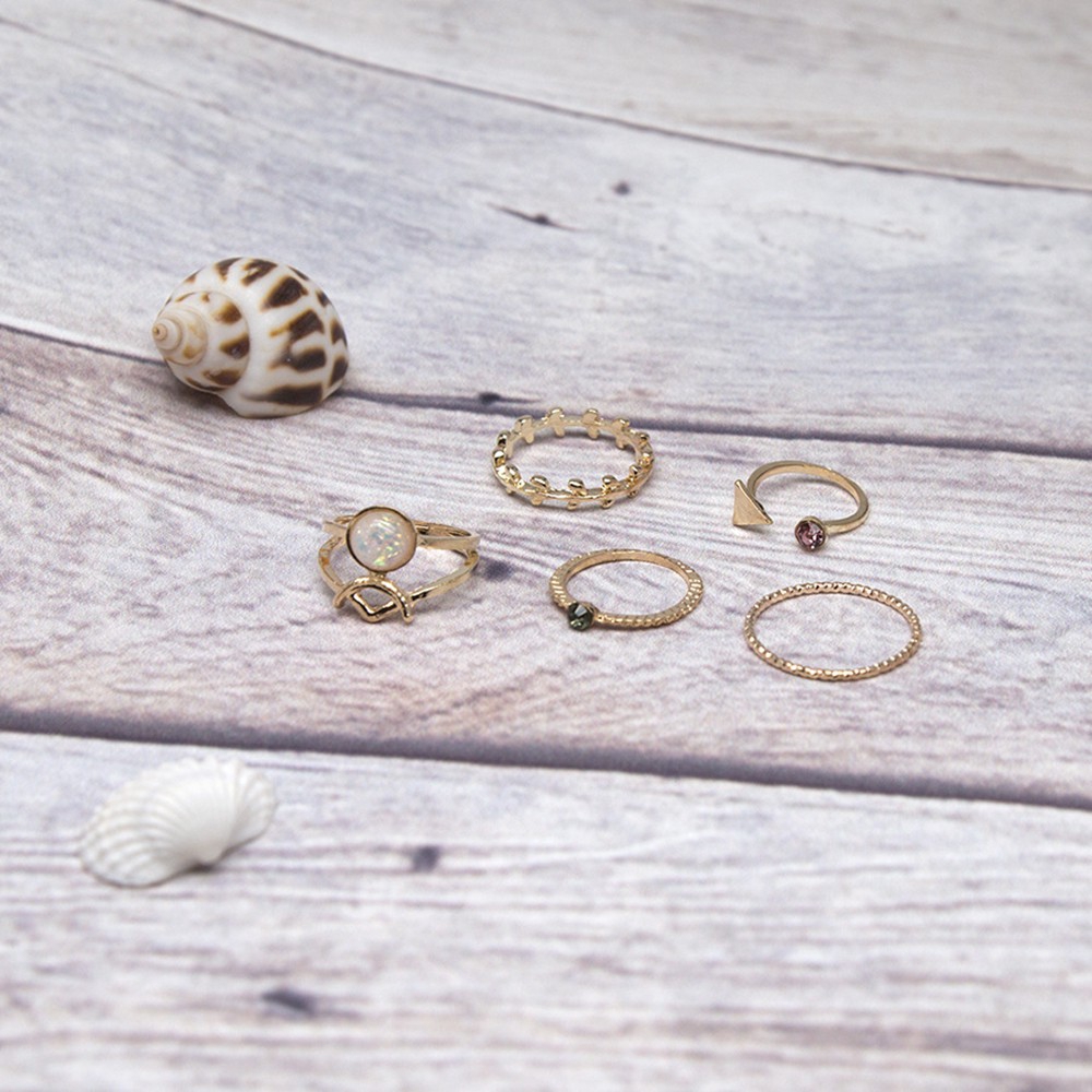 5Pcs / Set Bohemian Simple Pink Triangle Silver Color Finger Gemstone Rings for Women