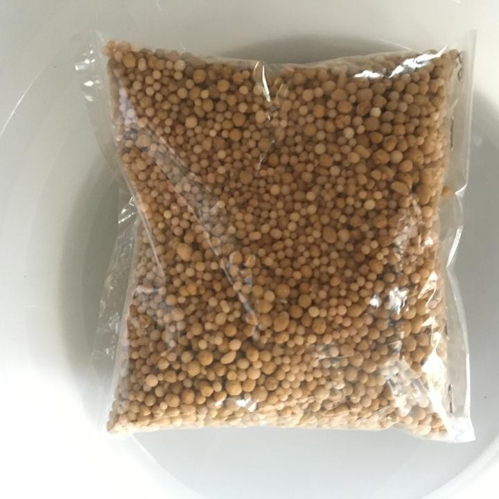 Phân bón tan chậm hạt vàng 14-14-14 nhập khẩu Thái Lan gói 1kg