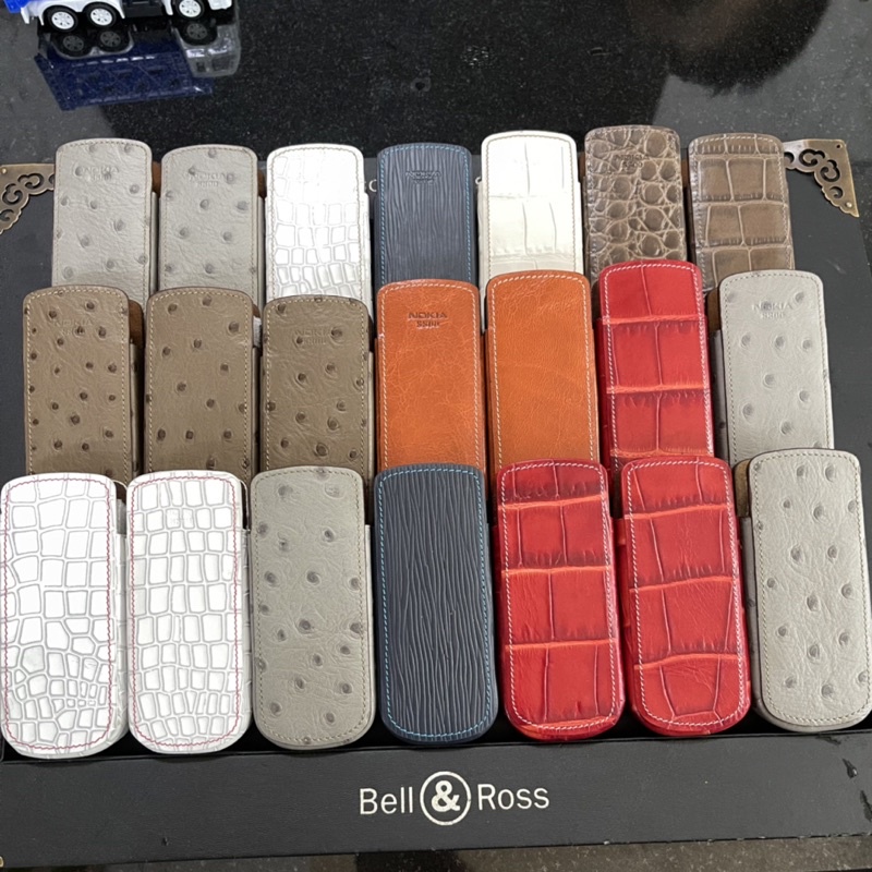 Bao da Nokia 8800 loại rút da thật bảo hành 2 năm