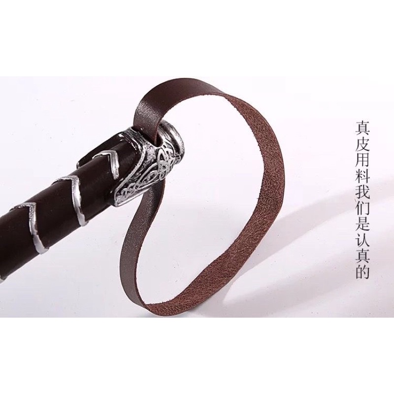 Mô hình chính hãng Avengers. Búa của Thor Thần Sấm Sét. Có loa ko dây buetooth.