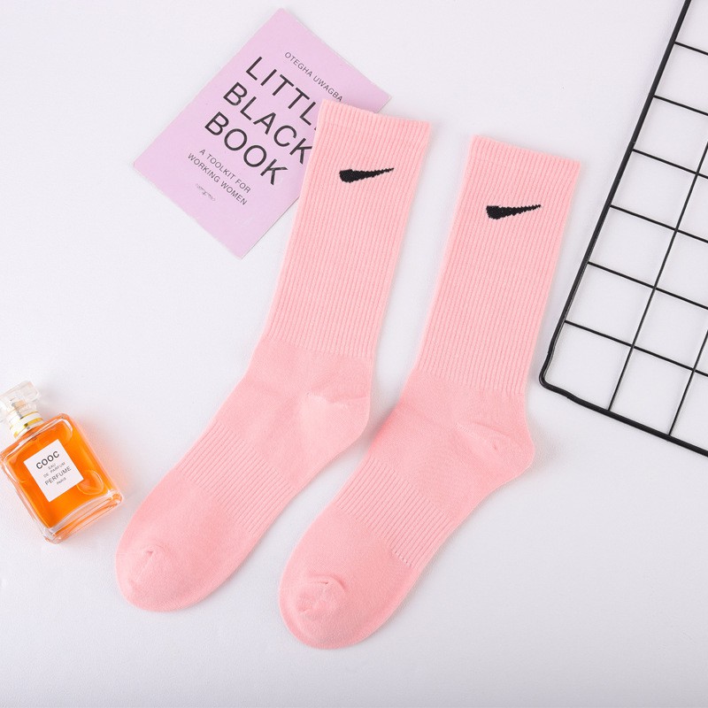 Tất Vớ Unisex Phong Cách Thể Thao In Logo NK Cổ Cao