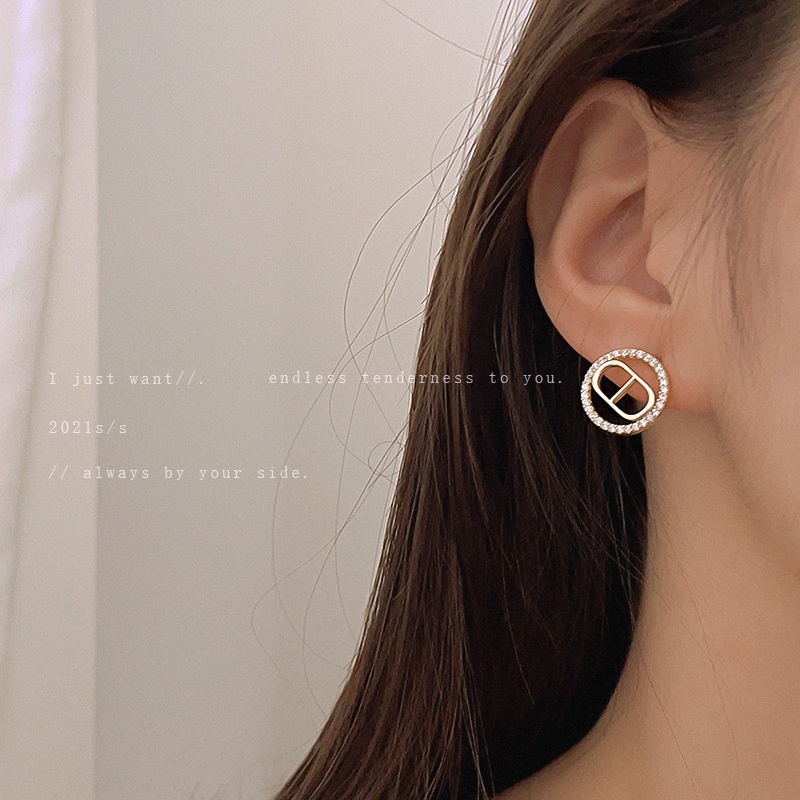 Bông Tai Mạ Bạc 925 Hình Tròn In Chữ Thời Trang 2022