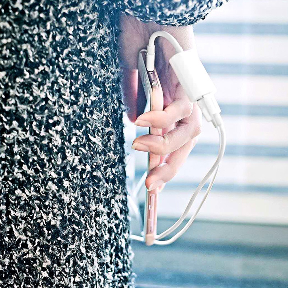 Đầu Chia Cổng Sạc Và Tai Nghe 2 Trong 1 Tiện Dụng Cho ip