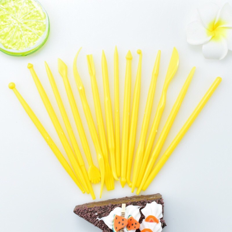 Bộ 14 dụng cụ trang trí bánh