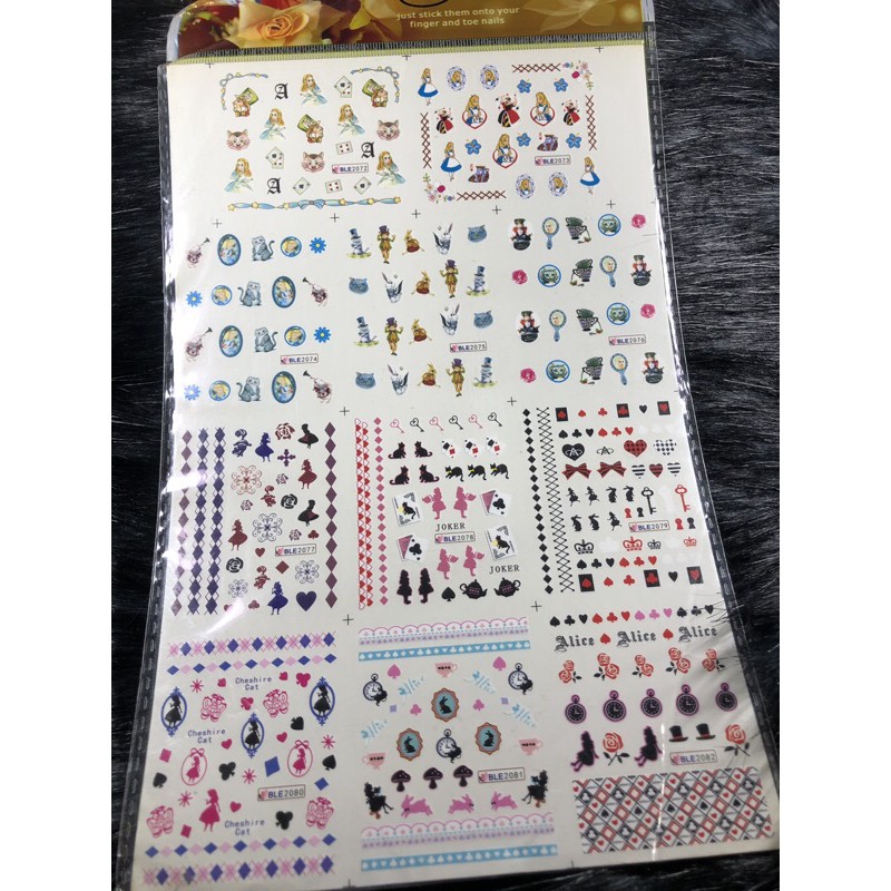 sticker trang trí móng